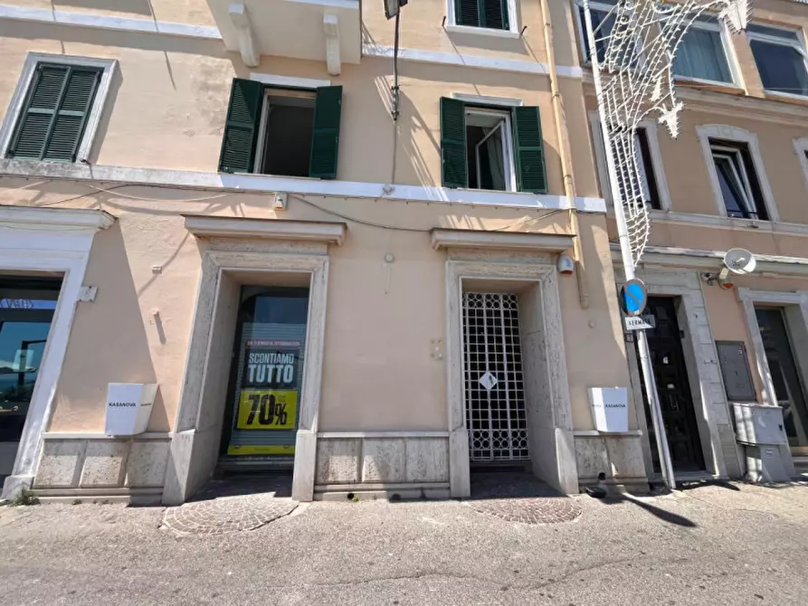 Immagine 2 di Negozio in vendita  in VIA PORTO INNOCENZIANO 6 a Anzio