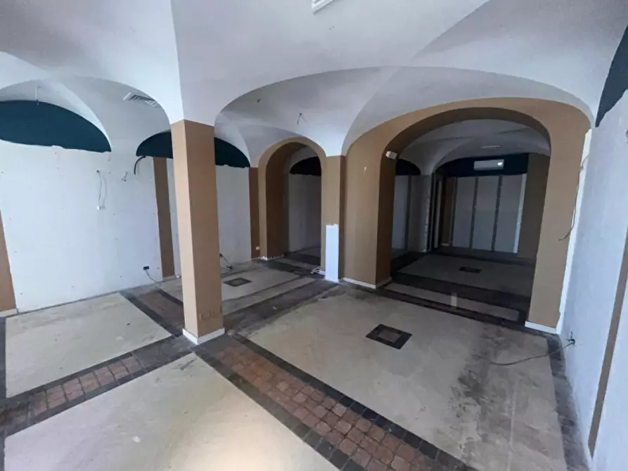 Immagine 7 di Negozio in vendita  in VIA PORTO INNOCENZIANO 6 a Anzio