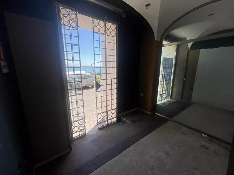 Immagine 9 di Negozio in vendita  in VIA PORTO INNOCENZIANO 6 a Anzio