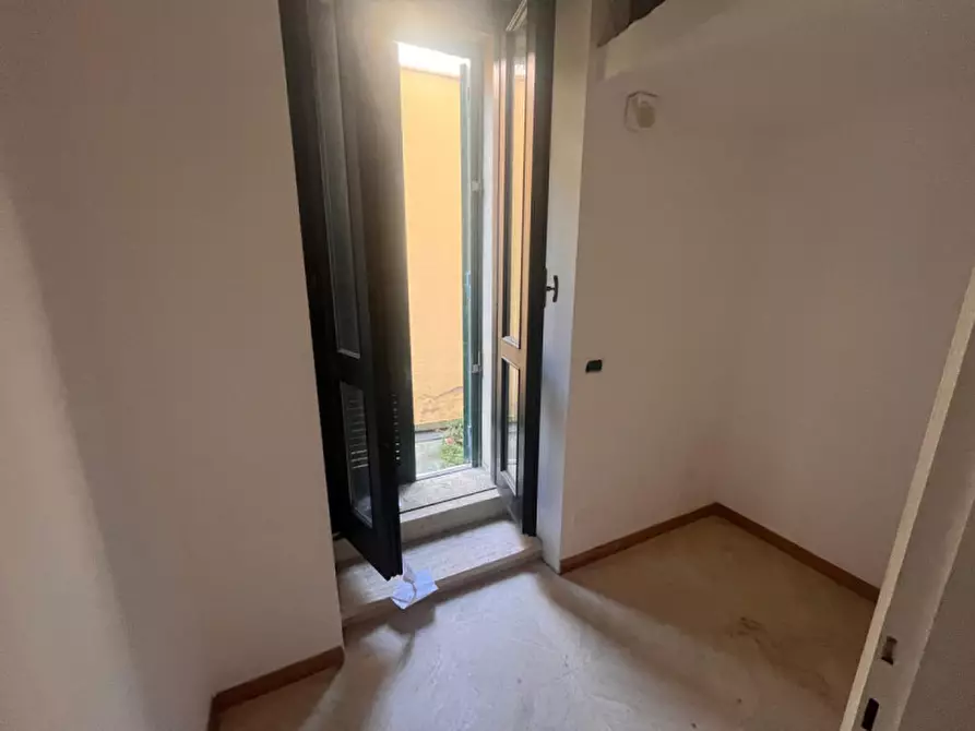 Immagine 15 di Negozio in vendita  in VIA PORTO INNOCENZIANO 6 a Anzio