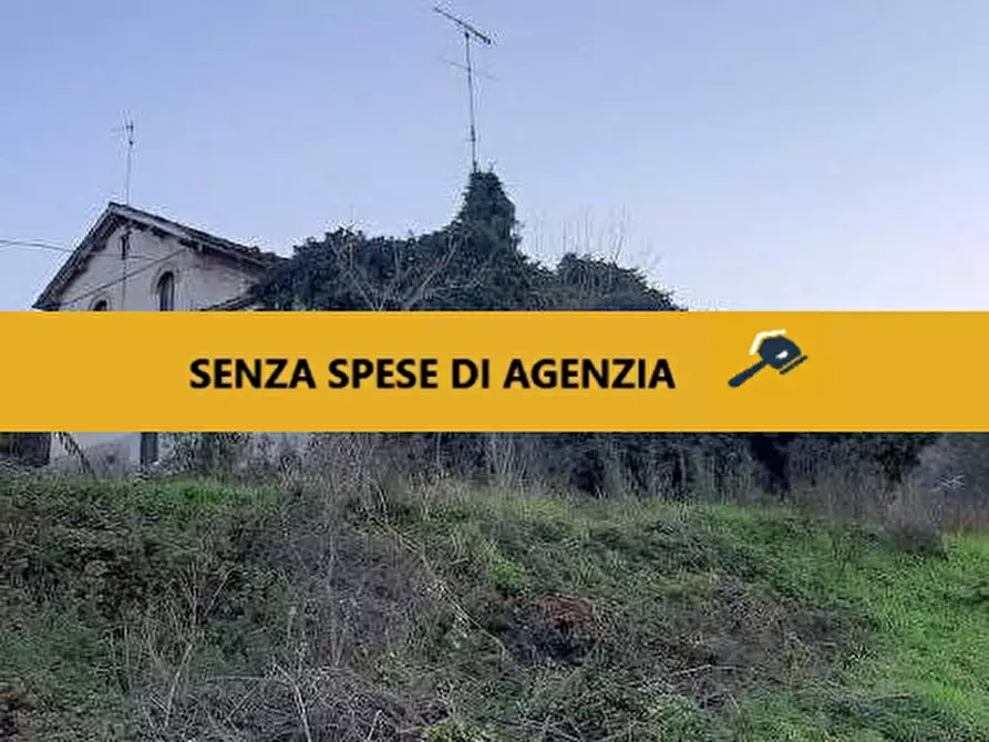 Immagine 1 di Terreno in vendita  in CONTRADA PINTURA DEL GRILLO SNC - 62010 Cessapalombo (MC) a Cessapalombo