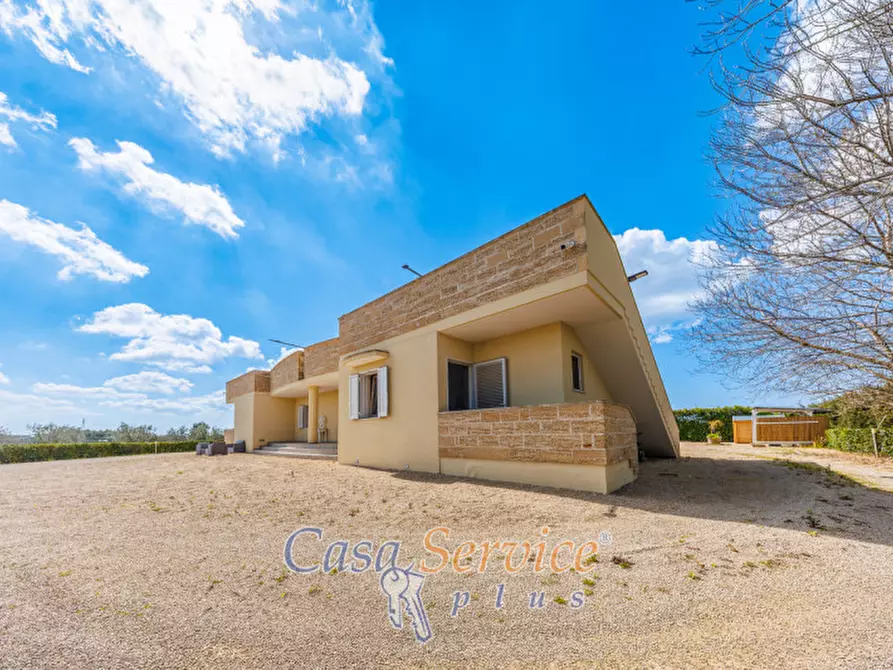 Immagine 8 di Villa in vendita  in Via Spartifeudo Fuma a Alezio