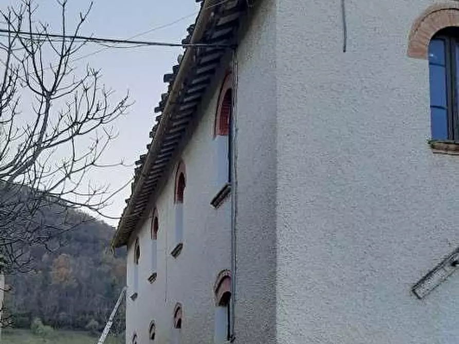 Immagine 3 di Villa in vendita  in CONTRADA PINTURA DEL GRILLO SNC - 62010 Cessapalombo (MC) a Cessapalombo