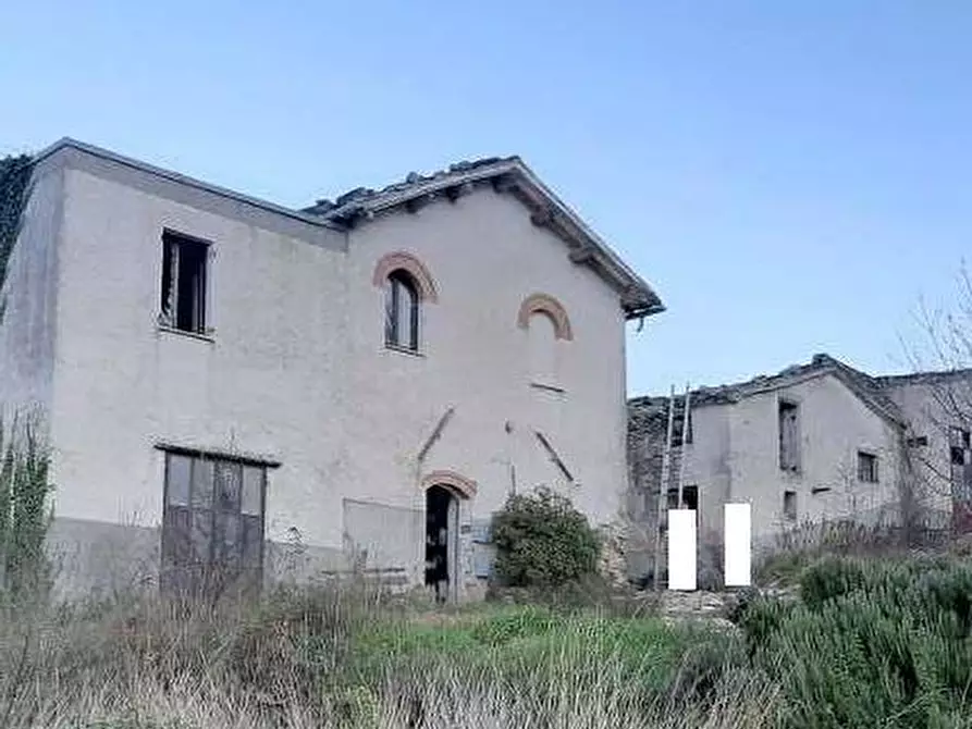 Immagine 9 di Villa in vendita  in CONTRADA PINTURA DEL GRILLO SNC - 62010 Cessapalombo (MC) a Cessapalombo