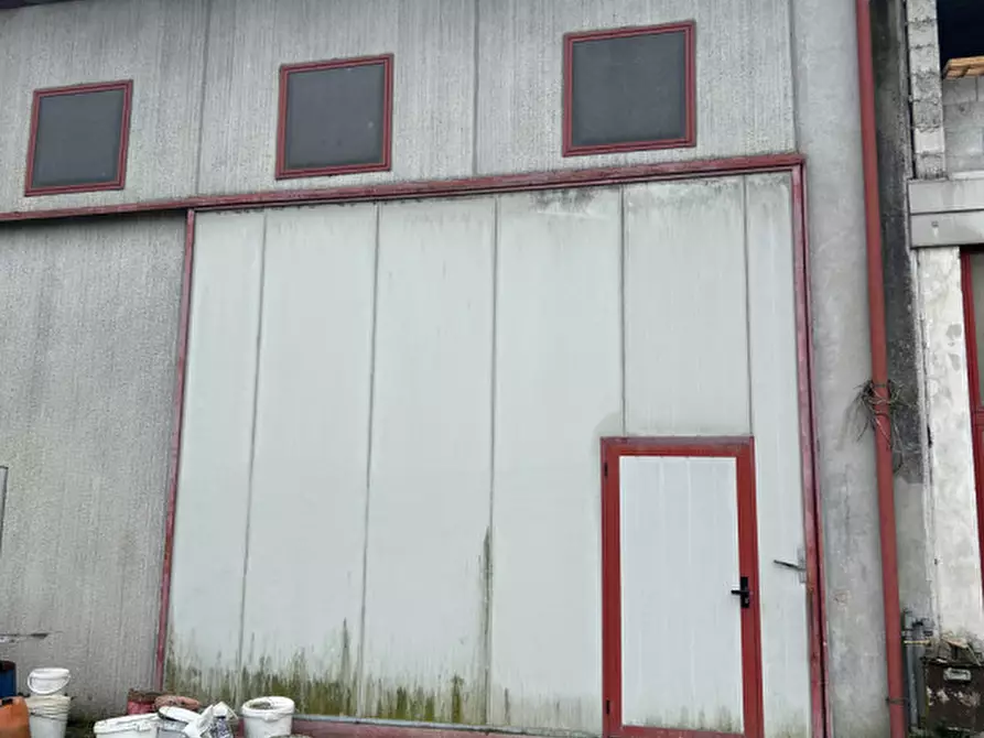 Immagine 1 di Capannone industriale in affitto  in Via dal Ponte a Torri Di Quartesolo