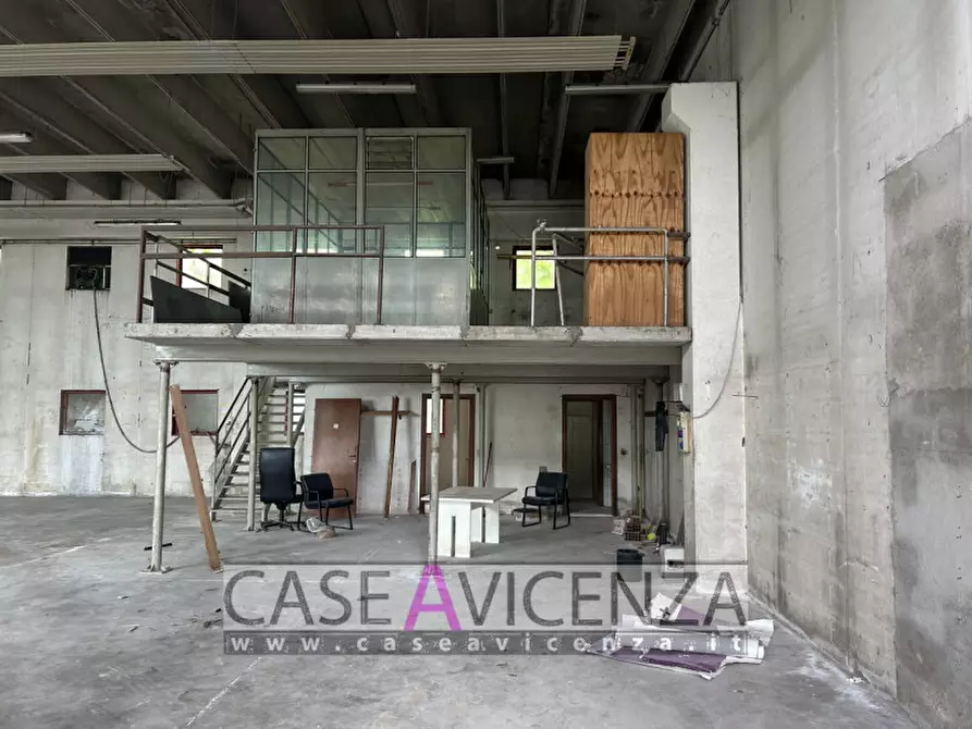 Immagine 5 di Capannone industriale in affitto  in Via dal Ponte a Torri Di Quartesolo