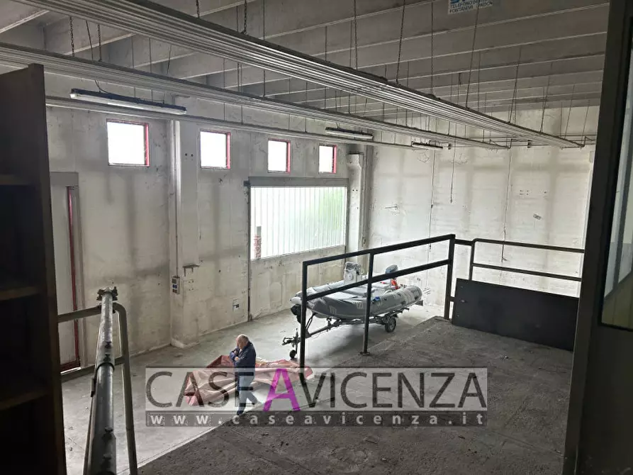 Immagine 11 di Capannone industriale in affitto  in Via dal Ponte a Torri Di Quartesolo