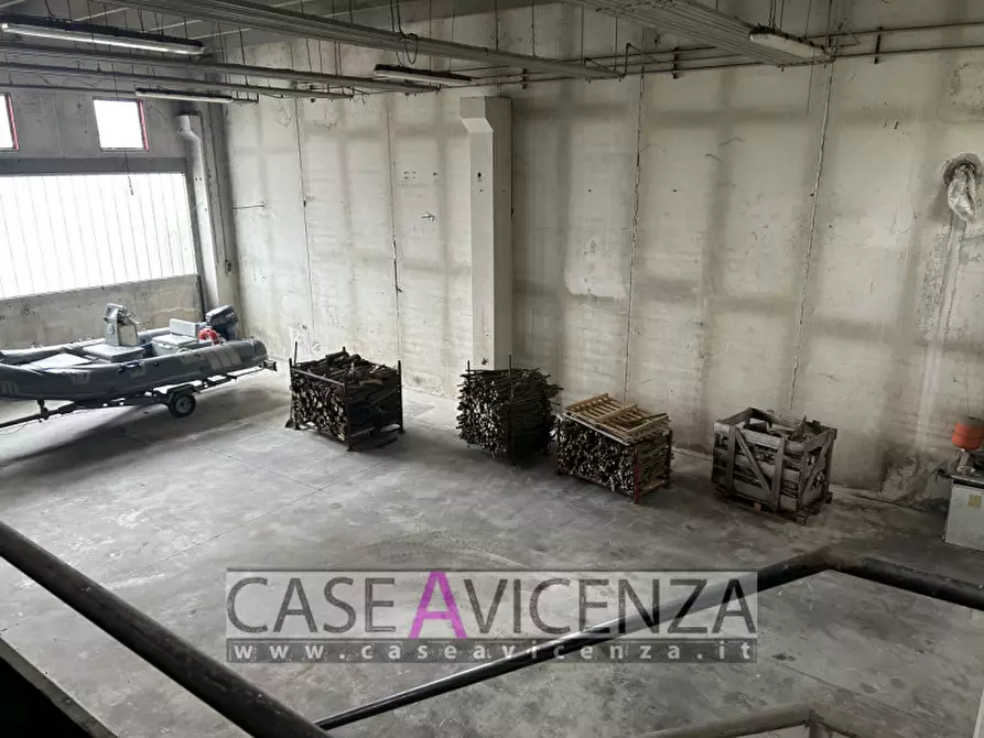 Immagine 13 di Capannone industriale in affitto  in Via dal Ponte a Torri Di Quartesolo