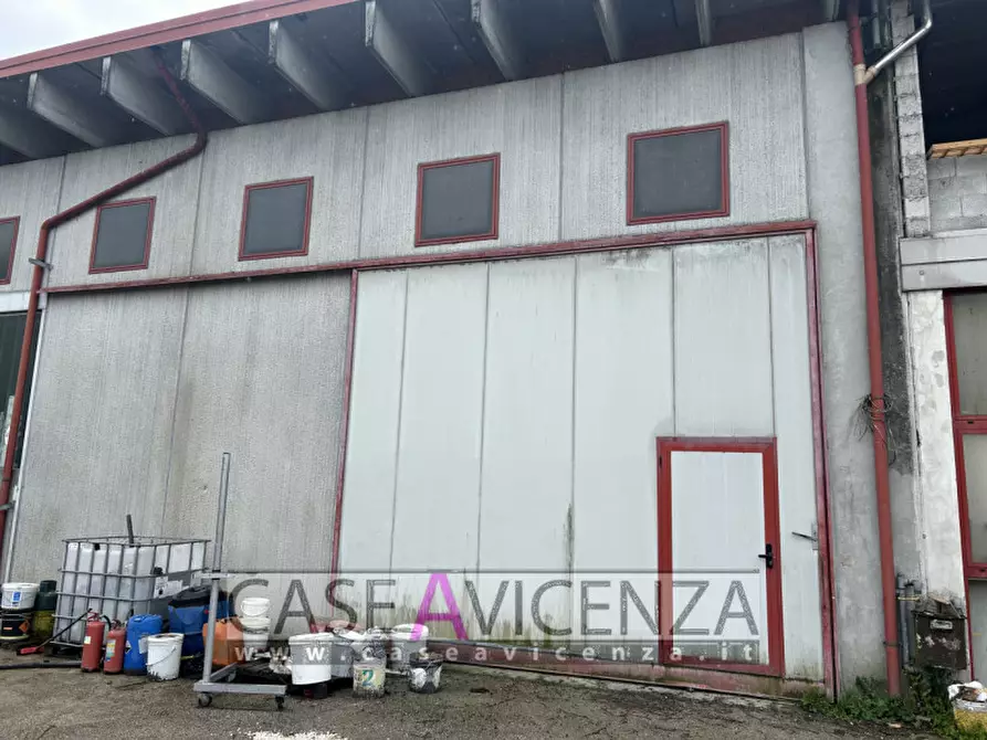 Immagine 14 di Capannone industriale in affitto  in Via dal Ponte a Torri Di Quartesolo