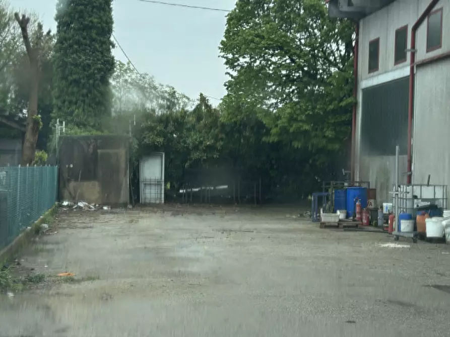 Immagine 16 di Capannone industriale in affitto  in Via dal Ponte a Torri Di Quartesolo