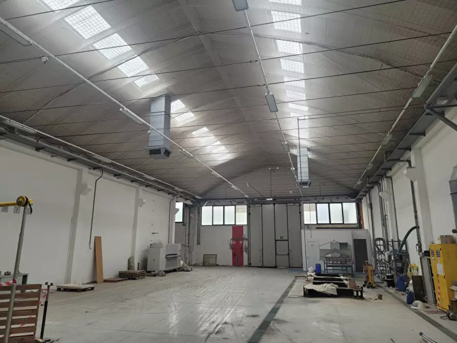 Immagine 7 di Capannone industriale in vendita  a Fiorano Modenese