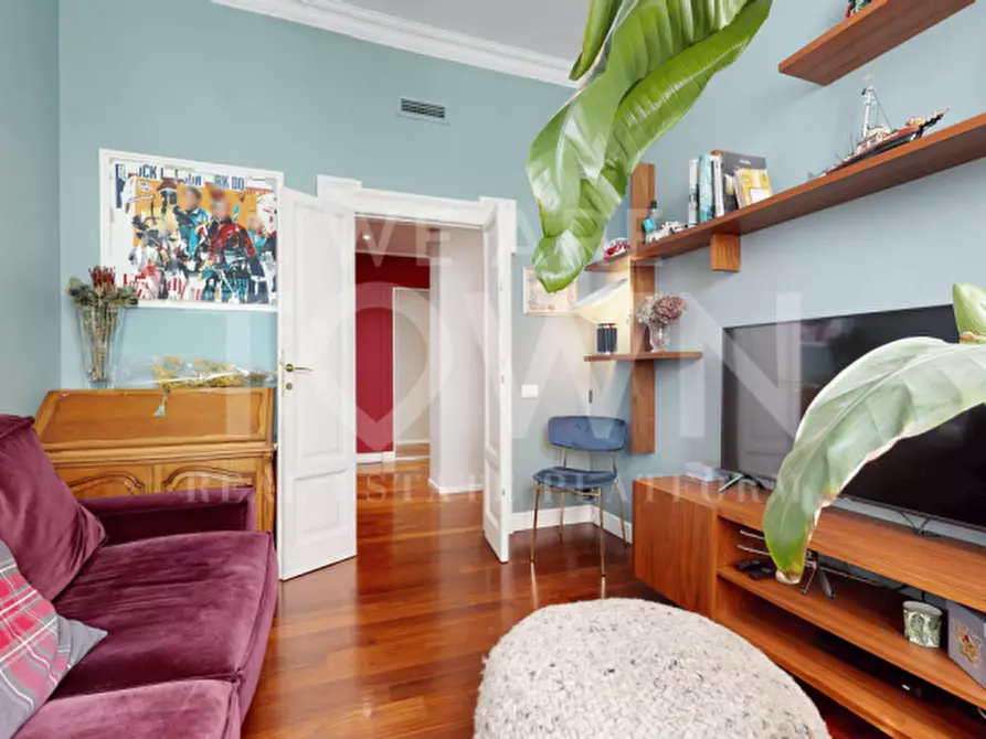 Immagine 8 di Appartamento in vendita  in Viale San Michele del Carso a Milano