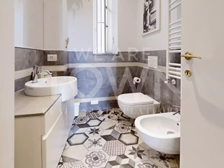 Immagine 11 di Appartamento in vendita  in Viale San Michele del Carso a Milano