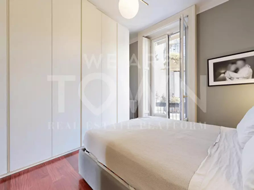 Immagine 26 di Appartamento in vendita  in Viale San Michele del Carso a Milano