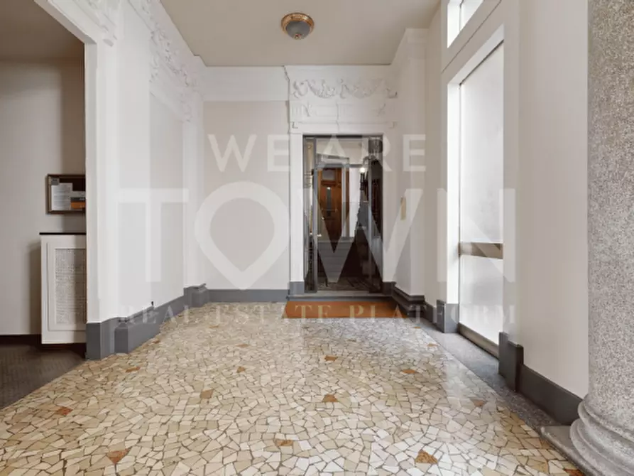 Immagine 28 di Appartamento in vendita  in Viale San Michele del Carso a Milano