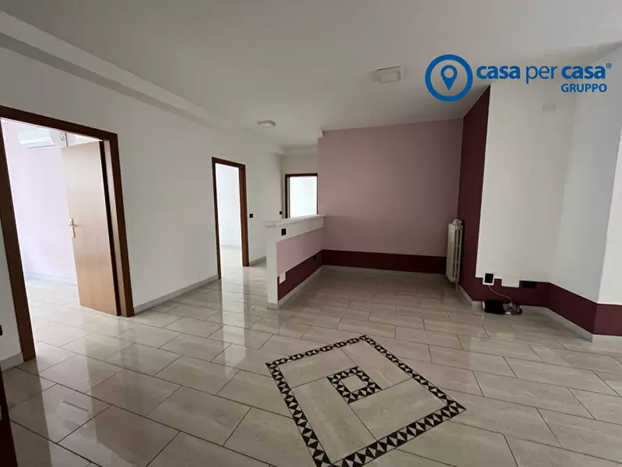 Immagine 1 di Ufficio in vendita  in Corso del Popolo 116 a Rovigo