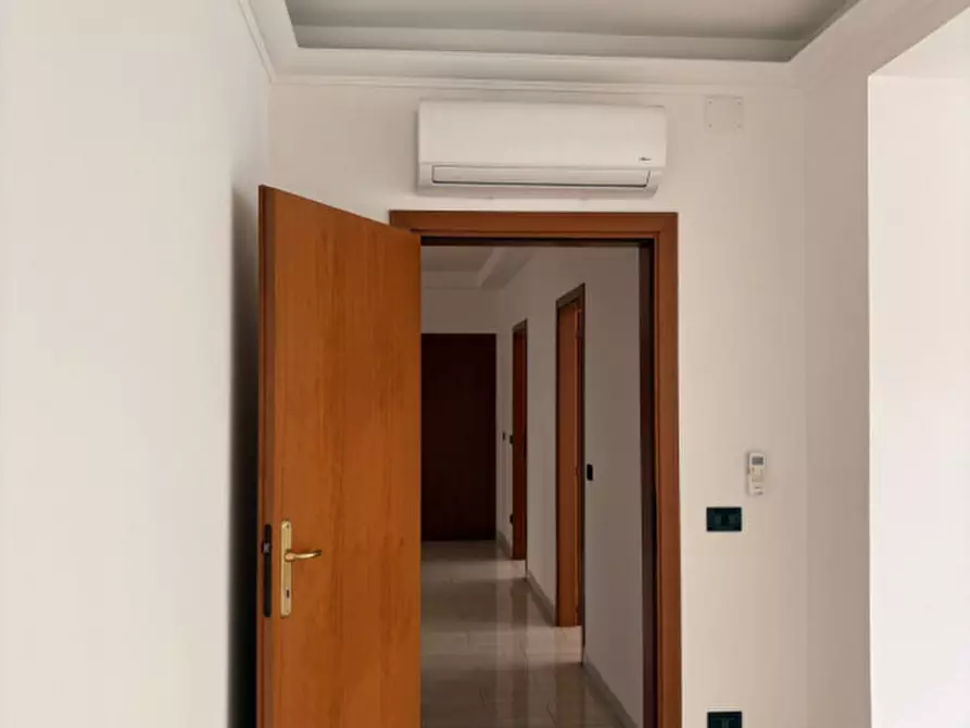 Immagine 7 di Ufficio in vendita  in Corso del Popolo 116 a Rovigo