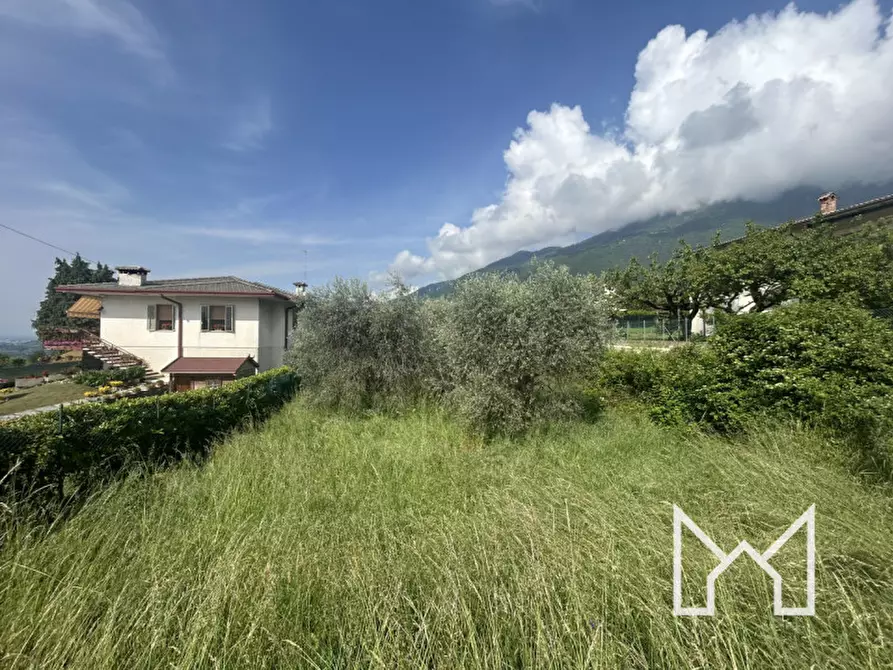 Immagine 1 di Terreno in vendita  a Pieve Del Grappa