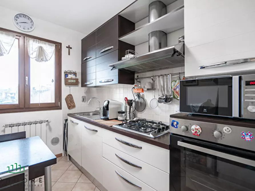 Immagine 17 di Appartamento in vendita  in via pertini a Monte San Pietro