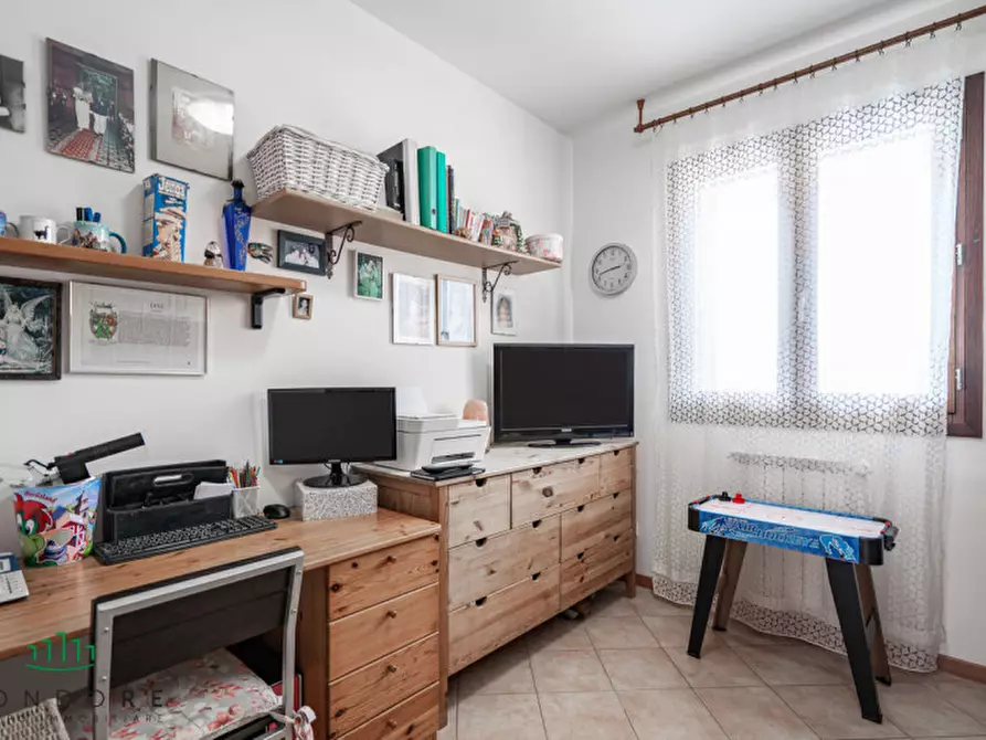 Immagine 21 di Appartamento in vendita  in via pertini a Monte San Pietro