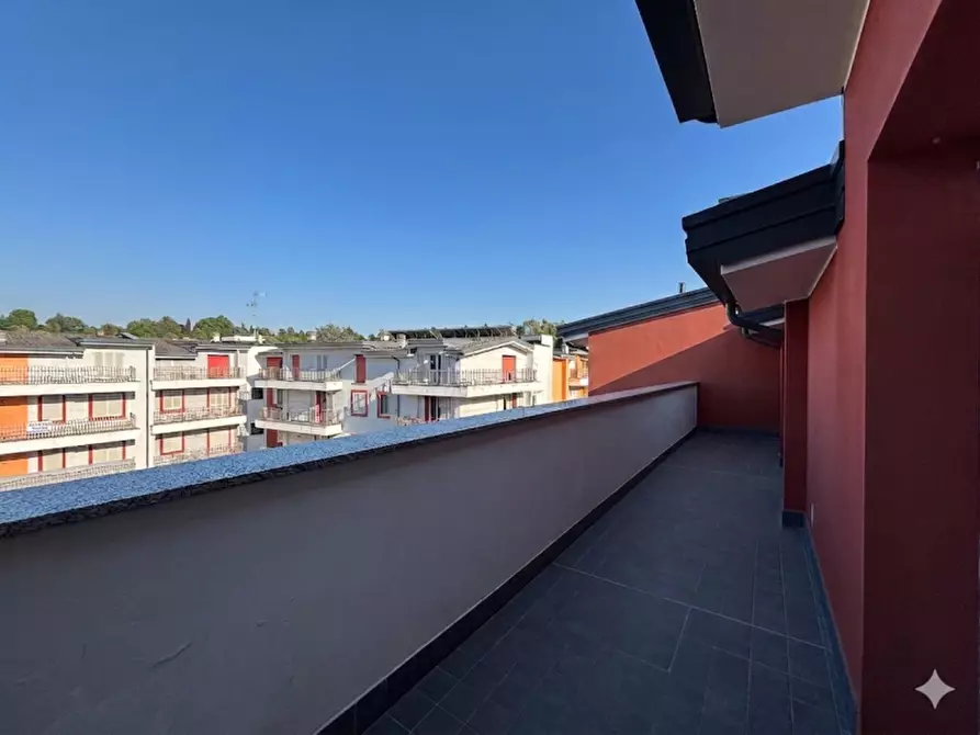 Immagine 9 di Appartamento in vendita  in Via Beato Angelico 3 a Besana In Brianza