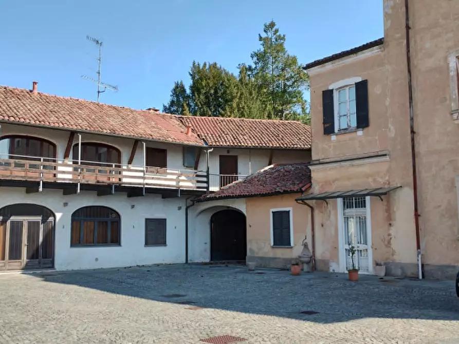 Immagine 1 di Appartamento in vendita  in Via Mottarone, 23 a Arona
