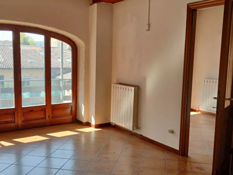 Immagine 22 di Appartamento in vendita  in Via Mottarone, 23 a Arona