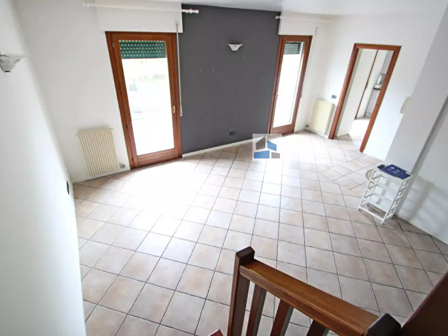 Immagine 1 di Appartamento in vendita  in Via Giosuè Carducci a Santa Maria Di Sala