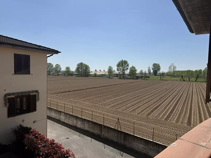 Immagine 9 di Appartamento in vendita  in Via Mario Giuliani 21 a Bubbiano