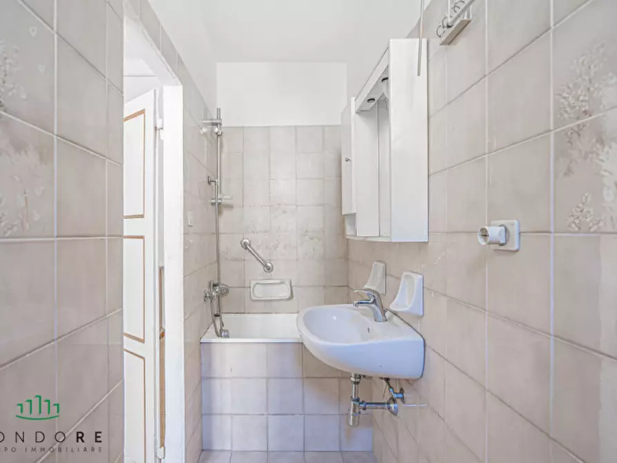 Immagine 12 di Appartamento in vendita  in VIA DELL'ARGINE 31 a Bologna