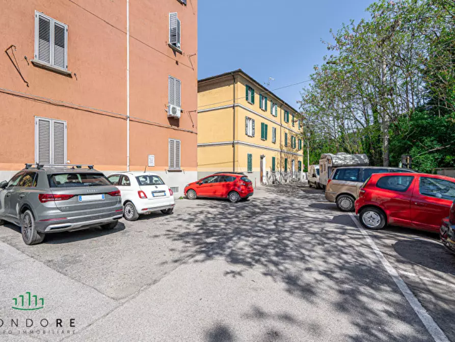 Immagine 17 di Appartamento in vendita  in VIA DELL'ARGINE 31 a Bologna