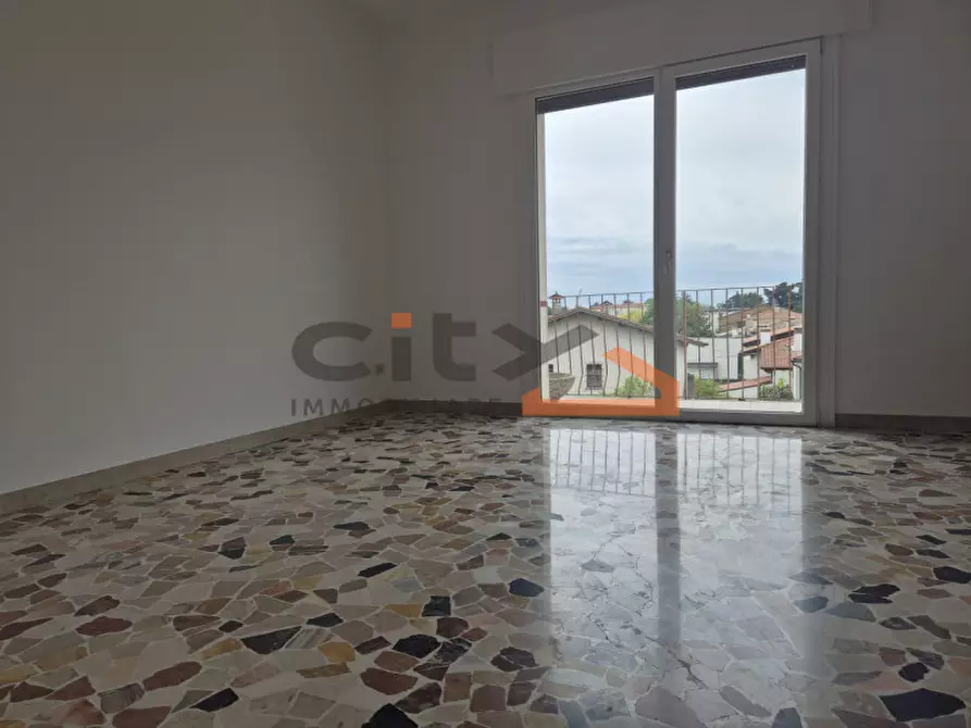 Immagine 2 di Appartamento in affitto  a Bassano Del Grappa