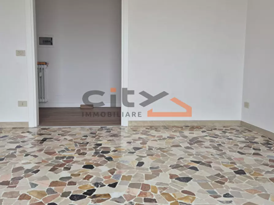 Immagine 6 di Appartamento in affitto  a Bassano Del Grappa