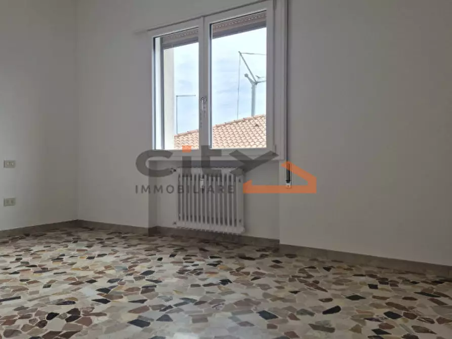 Immagine 15 di Appartamento in affitto  a Bassano Del Grappa