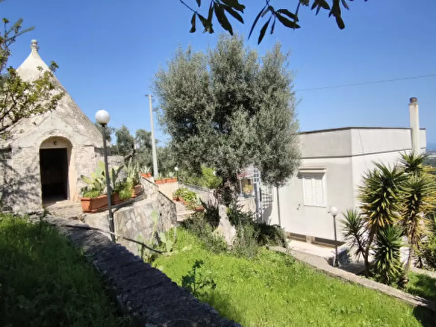 Immagine 42 di Villa in vendita  in Via Vecchia di Laureto a Fasano