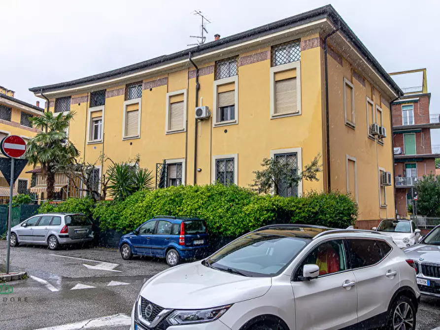Immagine 3 di Appartamento in vendita  in Via Guelfa a Bologna