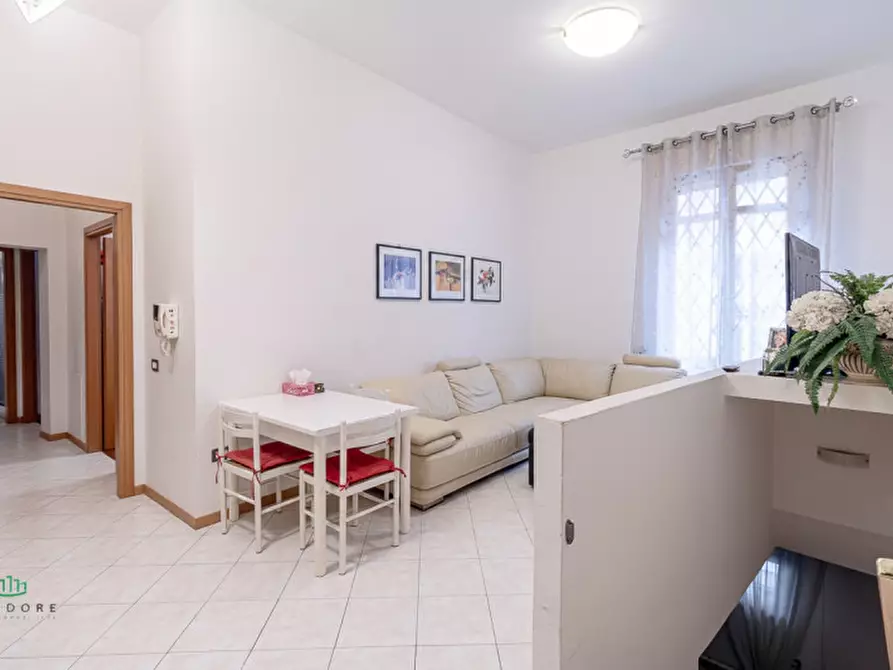 Immagine 4 di Appartamento in vendita  in Via Guelfa a Bologna