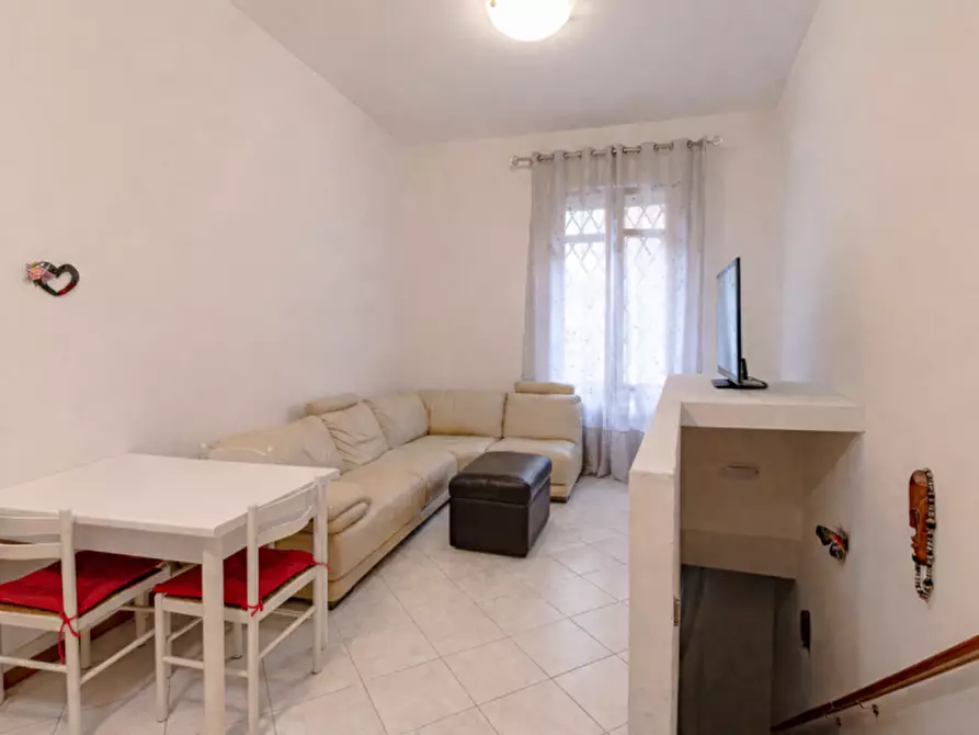 Immagine 5 di Appartamento in vendita  in Via Guelfa a Bologna