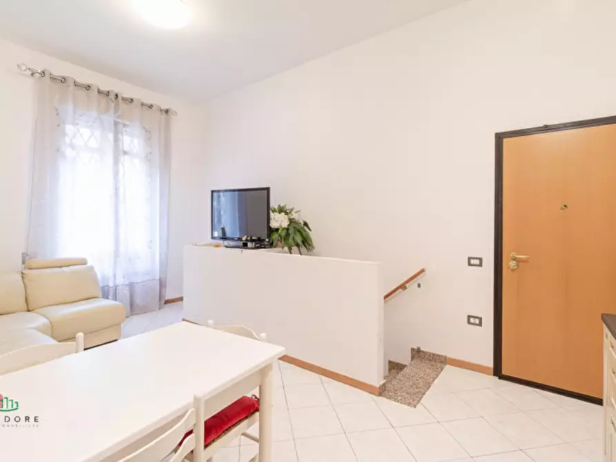 Immagine 6 di Appartamento in vendita  in Via Guelfa a Bologna