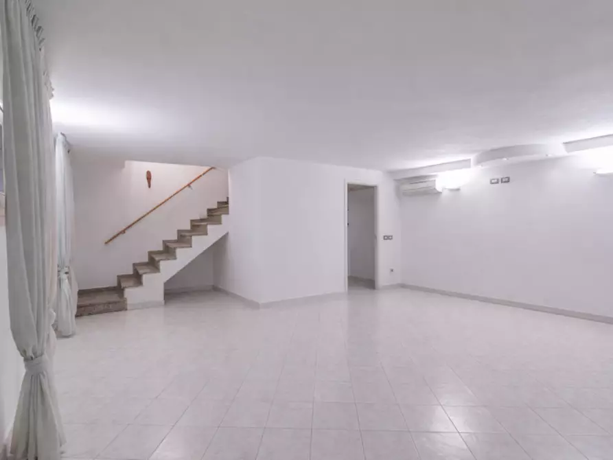 Immagine 16 di Appartamento in vendita  in Via Guelfa a Bologna