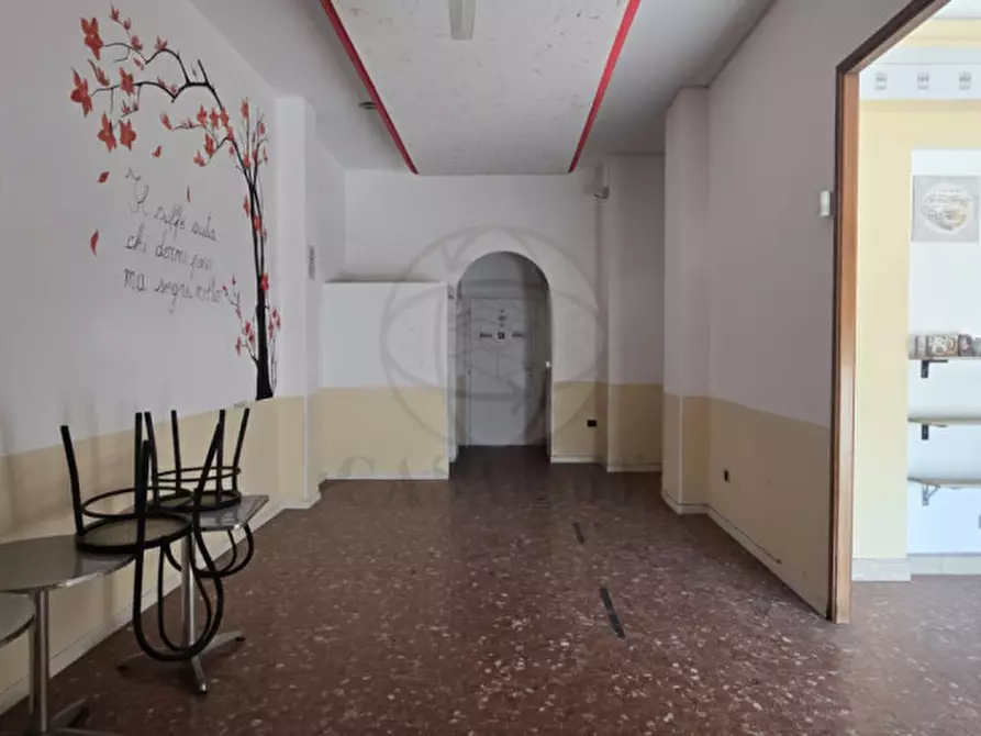 Immagine 15 di Negozio in vendita  in via lungonera cimarelli, 3 a Terni