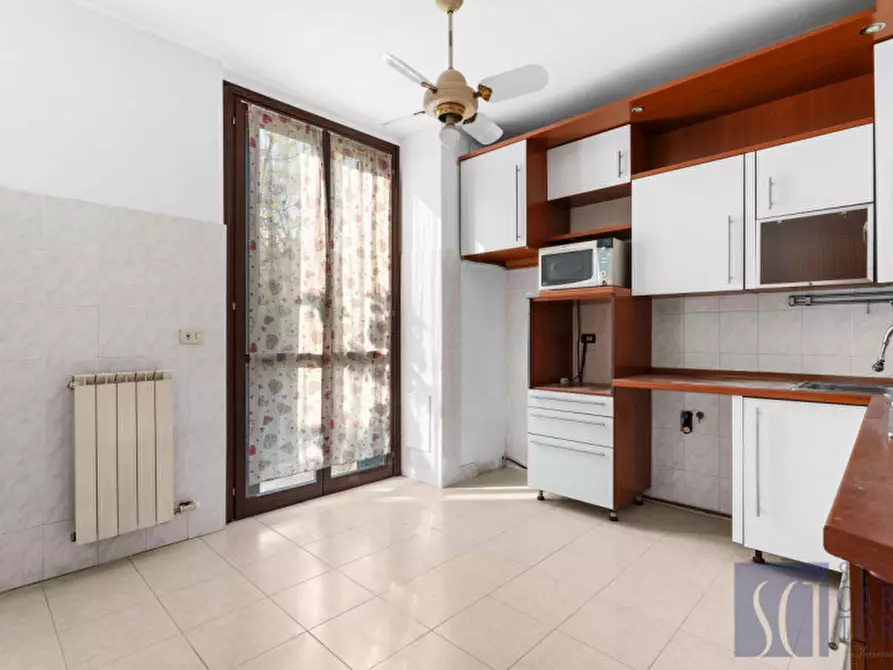 Immagine 7 di Villa in vendita  in via manduria, 108 a Milano