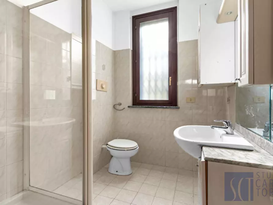 Immagine 14 di Villa in vendita  in via manduria, 108 a Milano