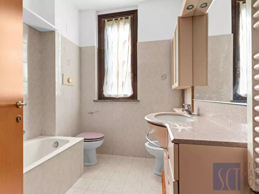 Immagine 22 di Villa in vendita  in via manduria, 108 a Milano