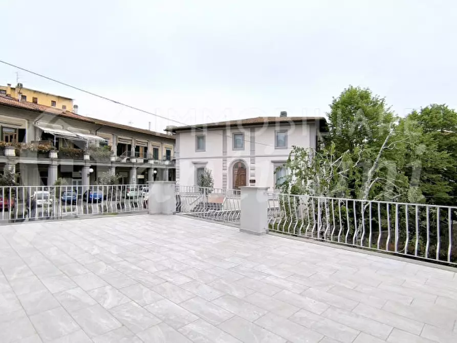 Immagine 1 di Appartamento in vendita  in Via Giosuè Carducci a Signa