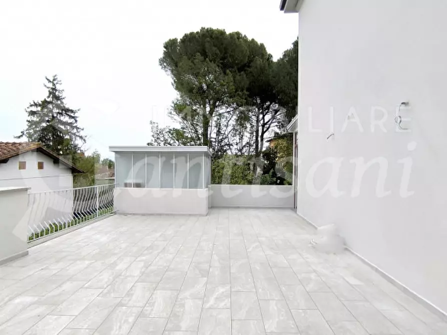 Immagine 2 di Appartamento in vendita  in Via Giosuè Carducci a Signa