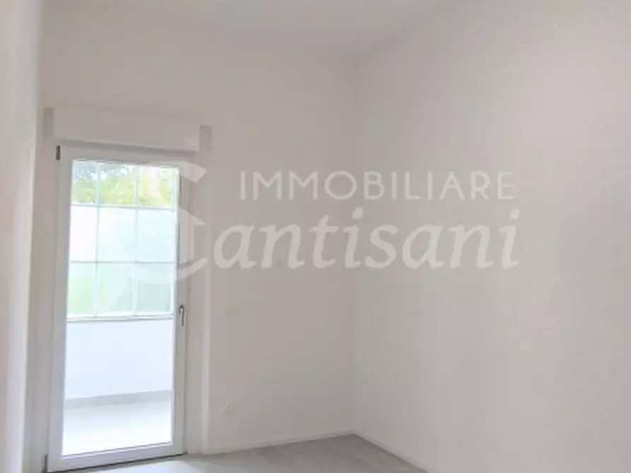 Immagine 10 di Appartamento in vendita  in Via Giosuè Carducci a Signa