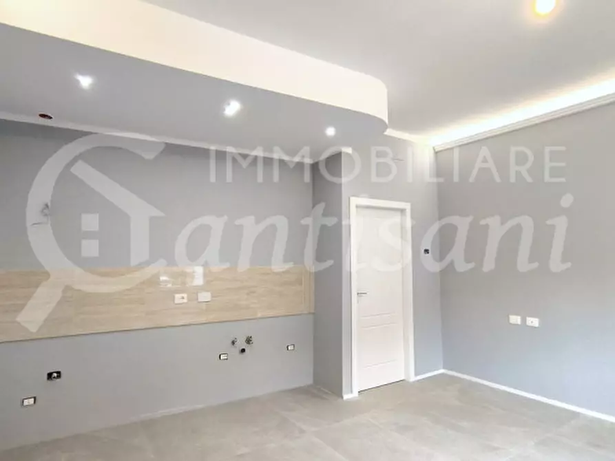 Immagine 14 di Appartamento in vendita  in Via Giosuè Carducci a Signa