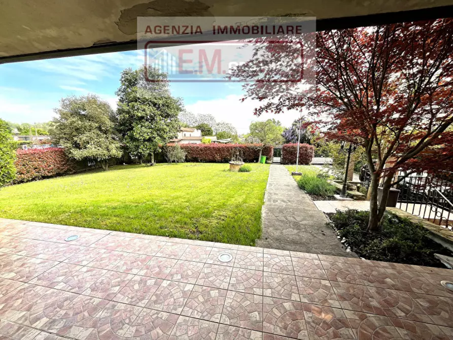 Immagine 46 di Casa bifamiliare in vendita  in Via Roma a Quarto D'altino