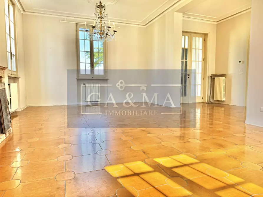 Immagine 8 di Villa in vendita  in strada bassa nuova 190 a Parma